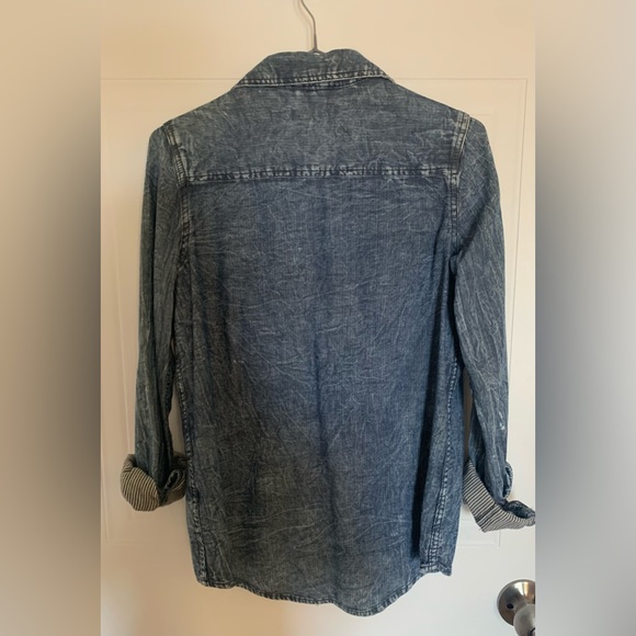 Silver Jeans button up shirt - Picture 3 of 3